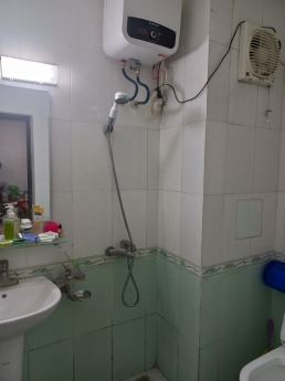 Chung cư Bắc Sơn, Kiến An, Hải Phòng; căn góc 2pn tầng 5; full nội thất; HĐ mua bán với cđt. Giá