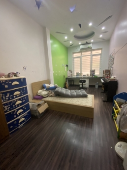 BÁN NHÀ PHỐ KHƯƠNG TRUNG: 45M2, 5 TẦNG, 3 NGỦ, MT 4M, Ô TÔ ĐỖ 10M. NHỈNH 5 TỶ