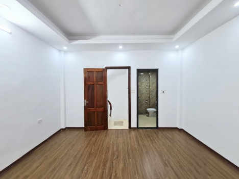 ĐỈNH NHẤT ĐỊNH CÔNG - HOÀNG MAI – LÔ GÓC 2 THOÁNG VĨNH VIỄN – MẶT TIỀN RỘNG - Ô TÔ ĐÕ CỬA – VỪA TẦM