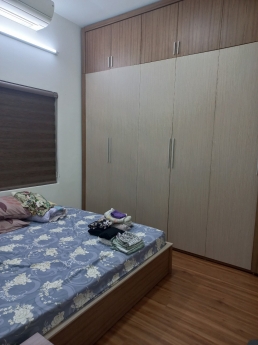 Chung cư Bắc Sơn, Kiến An, Hải Phòng; căn góc 2pn tầng 5; full nội thất; HĐ mua bán với cđt. Giá