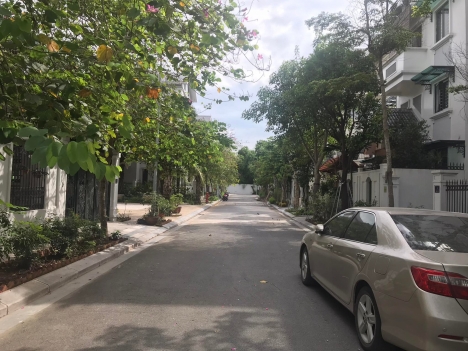 Cần Bán Biệt thự LK Vinhome Thăng Long, An Khánh, Hoài Đức 160m 5T 24,x tỷ