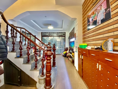 Bán nhà gần kv Khâm Thiên 60m2, 5 tầng, 4 phòng ngủ, sổ đỏ chính chủ, không lỗi phong thuỷ