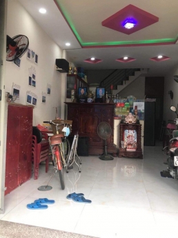 Vị trí đắc địa, nhà MTKD Đàm Thận Huy, Tân Quý, Q. Tân Phú