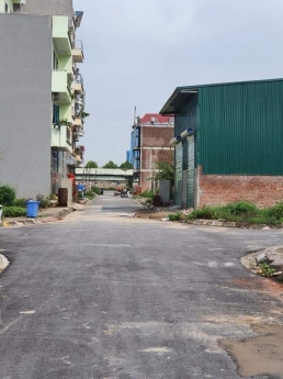 Bán đất DV Lai Xá-Hoài Đức. DT 49m2*đường 9m, lô góc ngã tư. Lh 0382.703.234