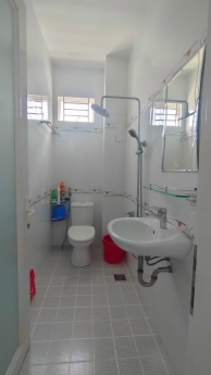 Bán nhà 1 lầu 1 sân thượng hẻm xe hơi Lưu Hữu Phước P15 Q8