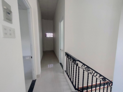 Cho thuê biệt thự mini 2 mặt tiền đường 8m view sông Bà Vệ - vĩnh Thạnh