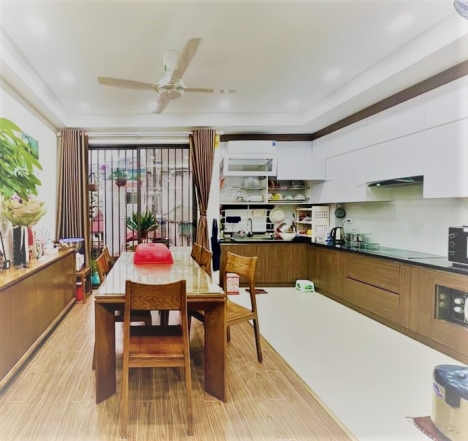 Bán nhà siêu đẹp Hoàng Sâm, Phân lô, Kinh doanh, ô tô vào nhà, 58m2, nhỉnh 11 tỷ