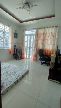 Bán nhà 1 lầu 1 sân thượng hẻm xe hơi Lưu Hữu Phước P15 Q8