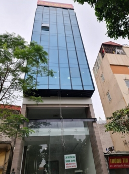 MẶT PHỐ GIẢI PHÓNG TÒA NHÀ VP 6 TẦNG 55M MT 7M, THANG MÁY, VỈA HÈ RỘNG GIÁ 1XTỶ