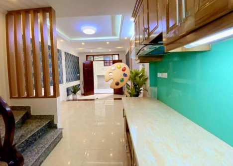 Chủ nhà chuyển nhà mới cần bán nhà ngõ 77 phố Bùi Xương Trạch, Khương Đình 3 mặt thoáng, kinh