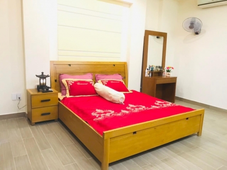 Bán Nhà Quang Trung Hẻm Xe Hơi Vài Căn Đến Mặt Tiền Cho Thuê 12 Triệu