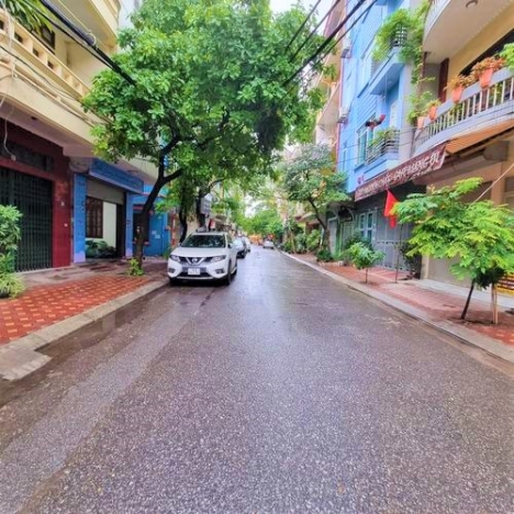 Bán nhà Phố Hoàng Quốc Việt, PLô, Kdoanh, Oto, Góc: 64M–5T–Mt16m: 16 Tỷ