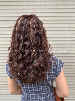 Làm Xoăn Sóng Nước Tóc Lỡ Top Salon Uốn Tóc Uy Tín Giá Rẻ Hoài Đức - Nam Đỗ Hair Salon