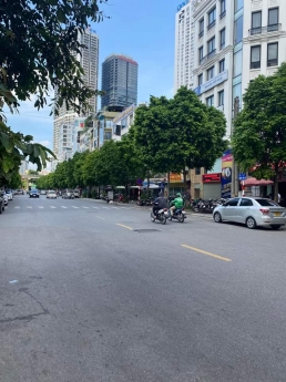 MẶT PHỐ LÊ TRỌNG TẤN – 200m, 3T, MẶT TIỀN 8M GIÁ 53 TỶ - VỊ TRÍ ĐẸP MẢNH ĐẤT VUÔNG VẮN XÂY TOÀ NHÀ