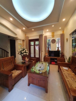 BÁN NHÀ PHỐ BÙI NGỌC DƯƠNG: 44M2, 5 TẦNG, 3 NGỦ, MT 4M, Ô TÔ ĐỖ 10M. 3.5 TỶ