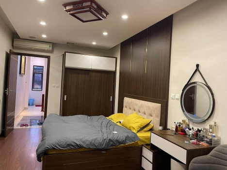 Mặt phố Hoàng Sâm-Hoàng Quốc Việt-Cầu Giấy-vỉa hè-ô tô-kinh doanh-39m2-10.7tỷ
