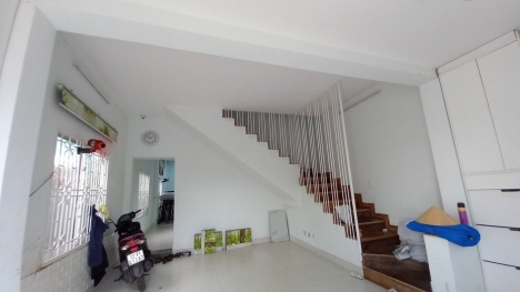 Bán nhà HXH Tăng Nhơn Phú A q9. 70m2, 2 tầng, chủ ngộp. Chỉ 4 tỷ 55 TL.