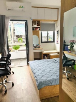 Bán nhà ngay vòng xoay Phạm Văn Đồng- 60m2 3 lầu 5,5T