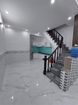 NHÀ ĐẸP Q12 – HẺM XE HƠI – DT 4.4X13 – XÁCH VALI VÀO Ở NGAY – NHỈNH 3,5 TỶ

 
NHÀ ĐẸP Q12 – HẺM