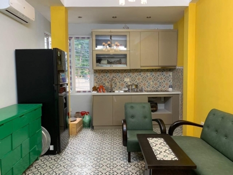 Bán nhà mặt phố vân hồ