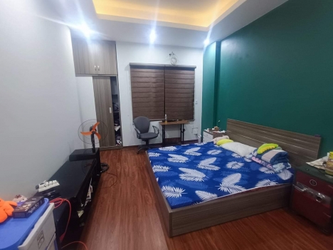 BÂN GẤP NHÀ ĐẸP ĐỊNH CÔNG THƯỢNG- NGÕ 3M - GẦN PHỐ TIỆN ÍCH BẠT NGÀN, Ở SƯỚNG 4.2 TỶ