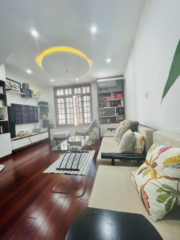 Hàng hiếm chỉ có trong dịp cuối năm 70m2*3T hai Bà Trưng chỉ 4 tỷ