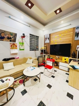 Bán nhà Mỹ Đình 35m 5 tầng. NHÀ ĐẸP, LÔ GÓC NỘI THẤT XỊN, GẦN OTO. Chỉ 3.98 tỷ