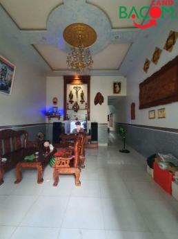 BÁN NHÀ KẾ BỆNH VIÊN ĐỒNG NAI, TAM HOÀ , CÁCH ĐỒNG KHỞI VÀI BƯỚC CHÂN