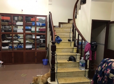 KINH DOANH, Ô TÔ ĐỖ, Cát Linh 77m x 3 tầng, giá 12 tỷ