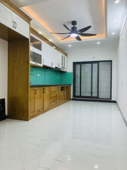 Bán nhà phố Bùi Xương Trạch, 40m2 mới xây 5 tầng, giá 5,2 tỷ
