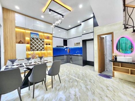 Nhà 3 Tầng đường Hà Huy Tập, Kinh Doanh Đỉnh Khu Vực Không Ngập Nước.