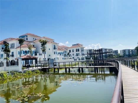 Ngộp Ngân hàng cần bán gấp 3 căn biệt thự mặt Biển FERIA