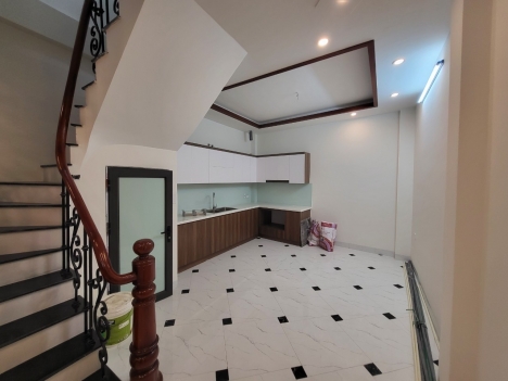 NHÀ MỚI Ô TÔ TRÁNH 15m PHAN ĐÌNH GIÓT 45mx5T,MT4m,chỉ 5,3 tỷ.