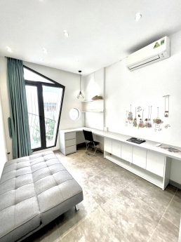 NHÀ MỚI ĐẸP, SÁT HẺM XE HƠI, 27M3, 4 TẦNG KIÊN CỐ, NHỈNH 5 TỶ TL