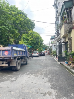 Bán nhà Việt Hưng, Long Biên, 6 tầng, THANG MÁY, GARA, Đẹp, Ở NGAY