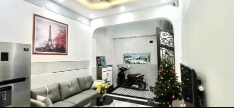 Bán nhà HXH đường 26 Phước long A quận 9.  65m2 nợ NH, giá TL.