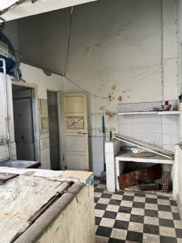 Giá lại Siêu hời DT lại khủng. 
Bán gấp chung cư đường Bạch Vân, Phường 5, Quận 5