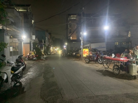 Nhỉnh 4 tỷ có Nhà 3 Tầng 4 x 11 HXH Lê Đức Thọ P16 Gò Vấp