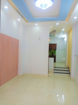 NHÀ 3 TẦNG ĐẸP, HẺM XE HƠI LÝ THÁNH TÔNG, TÂN PHÚ, CHỈ 4 TỶ BẢY.