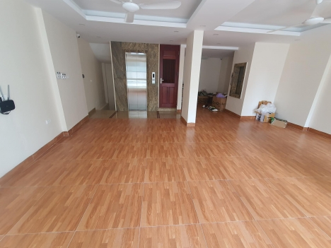 BÁN NHÀ QUAN NHÂN TRUNG HÒA CẦU GIẤY 25.8TỶ DT55m MT6.8m 7 TẦNG THANG MÁY KINH DOANH OTO TRÁNH