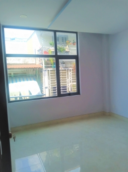 NHÀ 3 TẦNG ĐẸP, HẺM XE HƠI LÝ THÁNH TÔNG, TÂN PHÚ, CHỈ 4 TỶ BẢY.