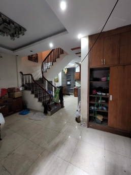 Nhà tự xây Tôn Đức Thắng dòng tiền 12tr/tháng, 44m2, 5 tầng, 3.85 tỷ