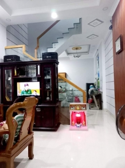 XÁCH VALI VÀO Ở NHÀ MỚI,  KDC TĂNG LONG - QUẬN 9,  DT = 51M2, BTCT  3 TẦNG NHỈNH 4 TỶ