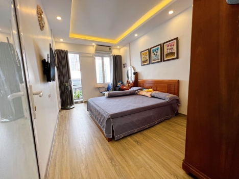 BÁN NHÀ MẶT PHỐ CỰ LỘC, THANH XUÂN, 40M2 5 TẦNG, GIÁ 6.4 TỶ