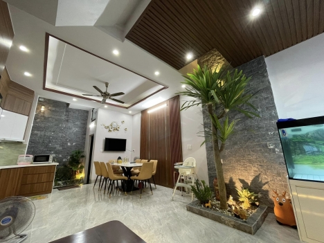 Nhà liền kề Tố Hữu, Hà Đông, diện tích 55m2 x 7 tầng, thang máy,vỉa hè,giá 10.5