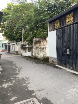 Bán 100m2 đất Q2 Hẻm Xe Hơi vào thông thoáng giá 6,8 tỷ.