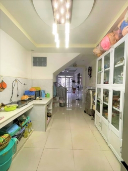 HẺM XE HƠI LŨY BÁN BÍCH, TÂN PHÚ, 3 TẦNG, 4PN, CHỈ 5 TỶ HAI.