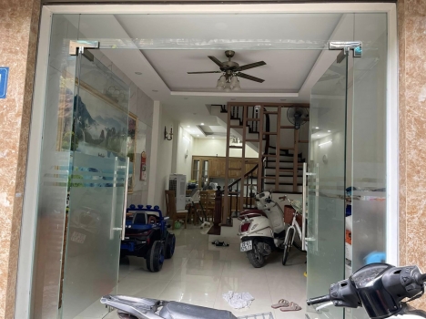 Bán Nhà Chiến Thắng ngõ rộng; tự xây ở luôn; 38,6m x4 tầng, giá 3,35 tỷ