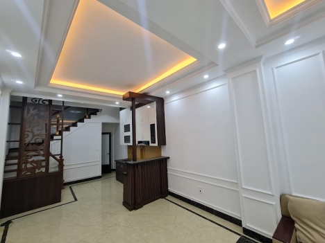 SÀI ĐỒNG- 25/30M2-4 TẦNG-3,6 TỶ-NGÕ NÔNG, XE TẢI TRÁNH, VỈA HÈ - GẦN NGAY MẶT PHỐ, KINH DOANH.