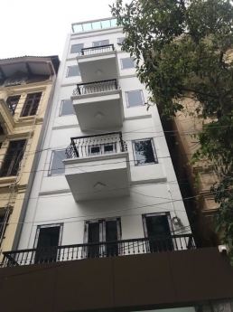 BDShanoivang bán nhà ngõ Linh Lang, Ba ĐÌnh, Hà Nội. Diện tích 75mx6,5t , mt 5, thang máy